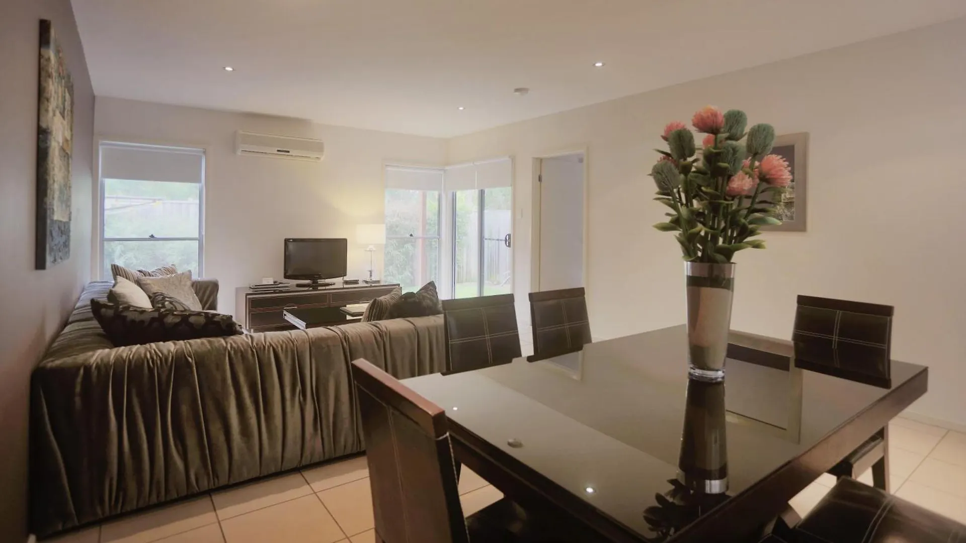Villa Quarterdecks Retreat Urangan
