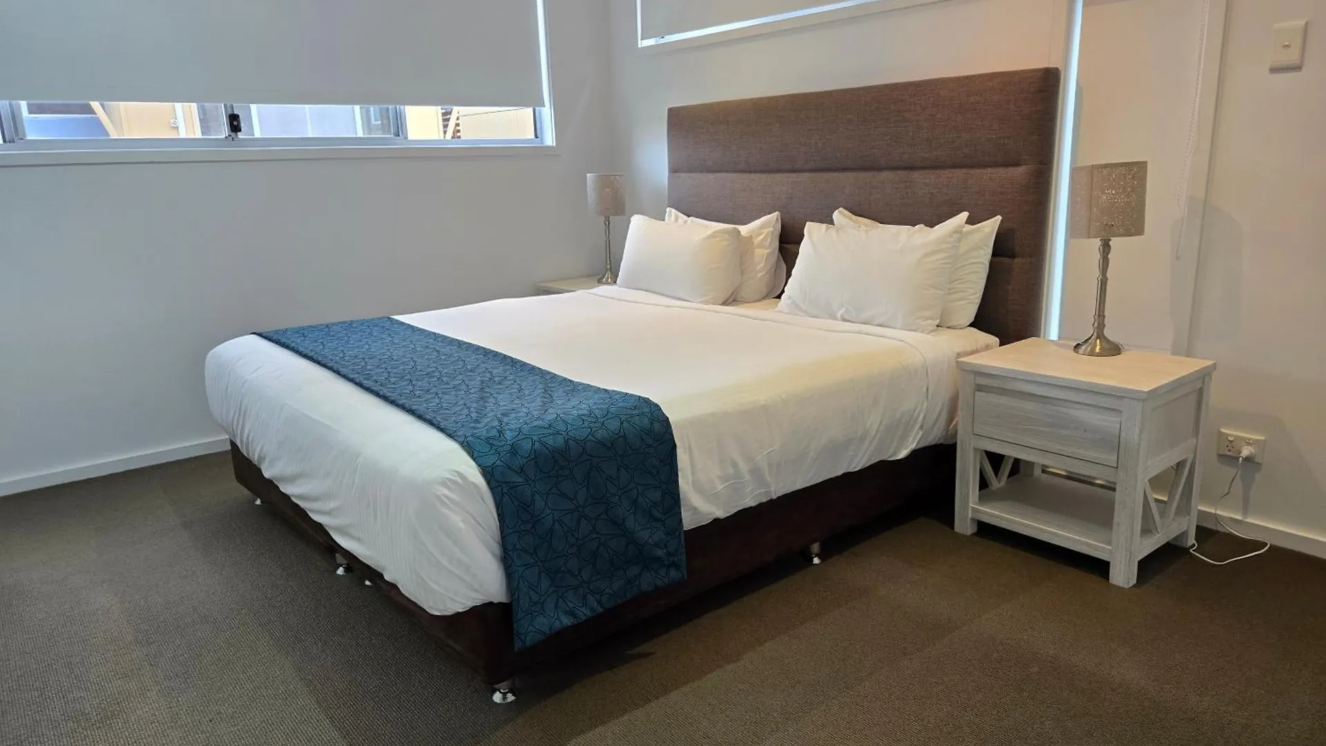 Quarterdecks Retreat Villa Urangan 0*,