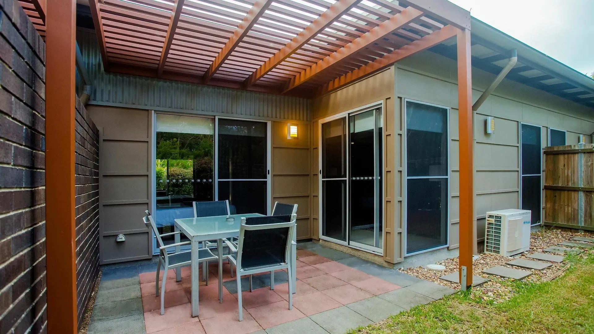 הוילה Urangan Quarterdecks Retreat אוסטרליה